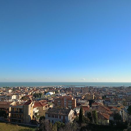 Hotel Casa Del Fiordaliso San Benedetto del Tronto Zewnętrze zdjęcie